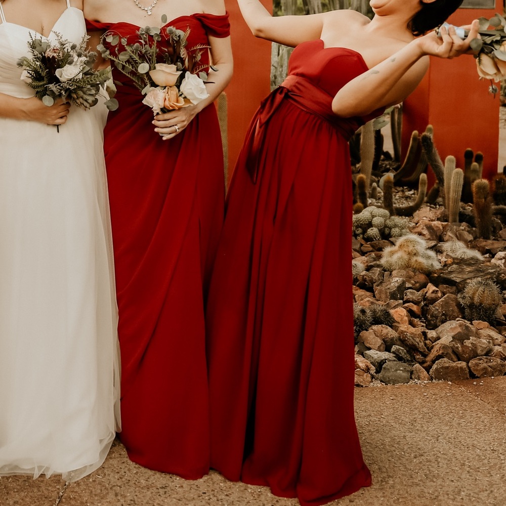 Sleeveless Azazie Bridesmaid Dress. Size 10A. Burgundy.